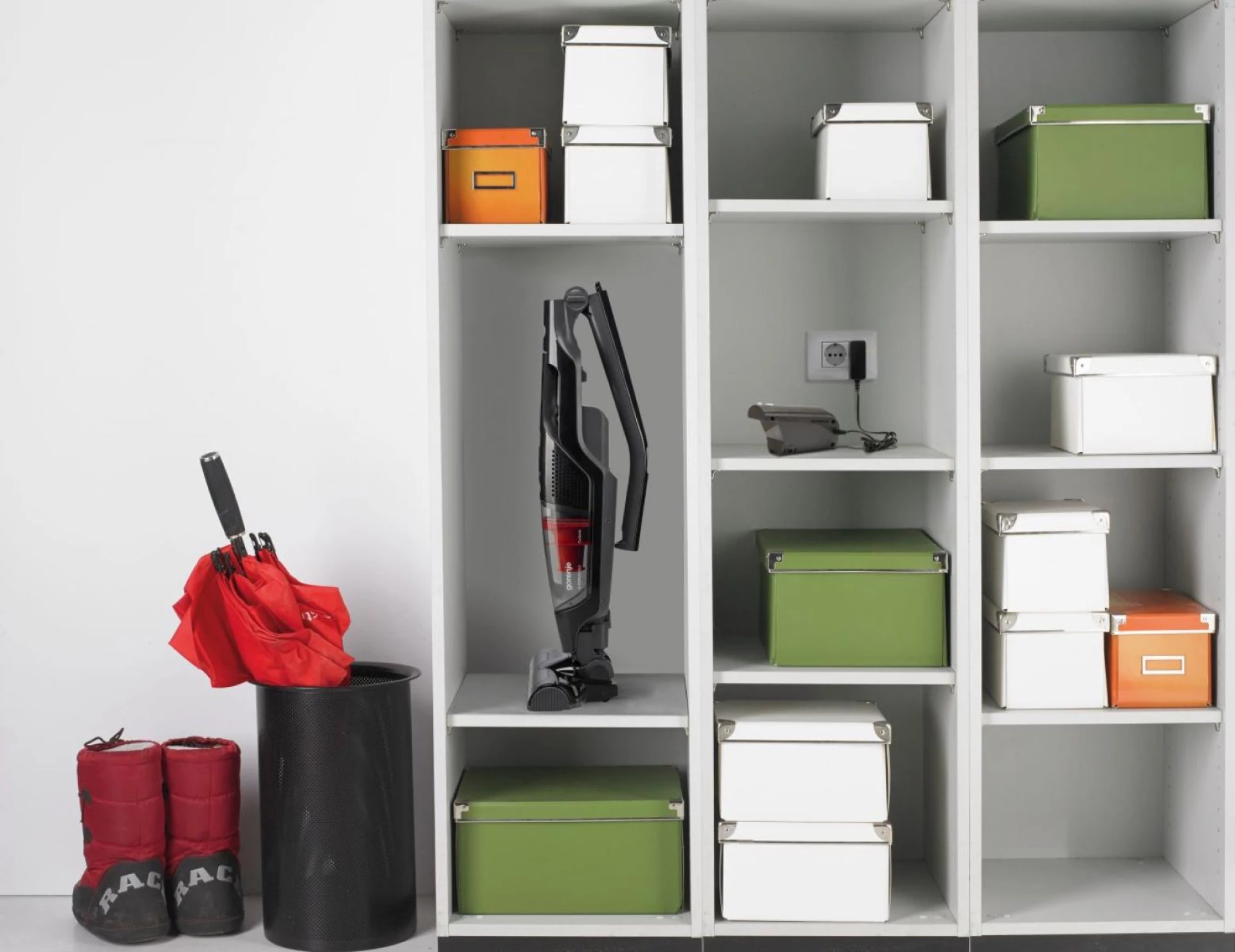 Gorenje Štapni usisivač SVC216GFBK