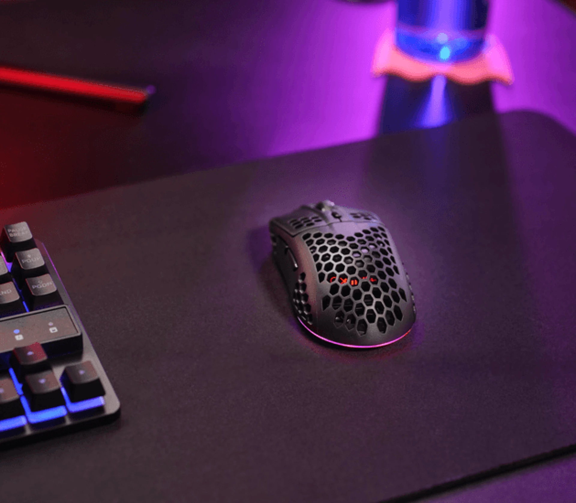 Trust Gejmerski miš bežični  GXT929 HELOX Lightweight