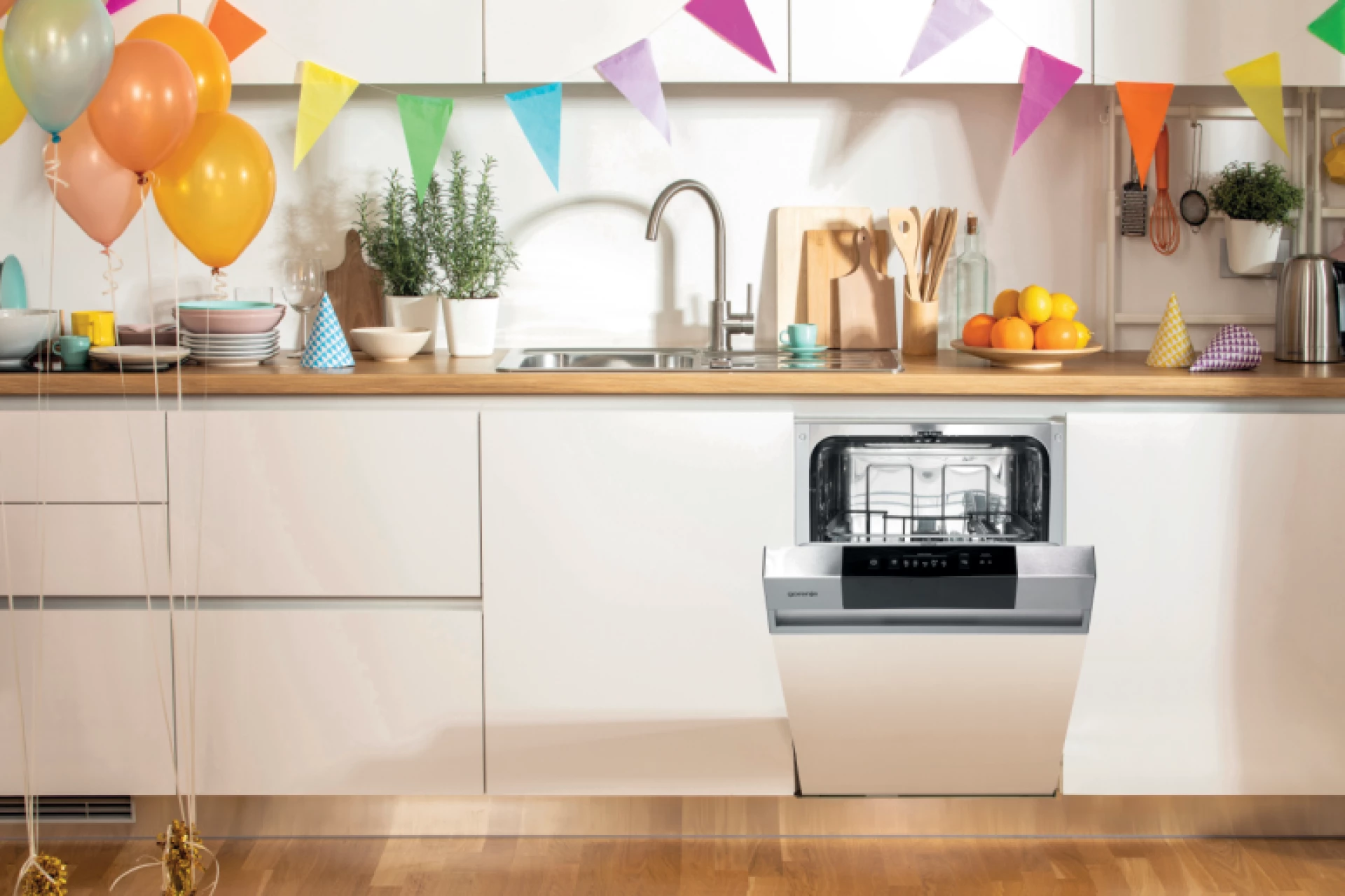 Gorenje  Ugradna mašina za pranje sudova GI520E15X