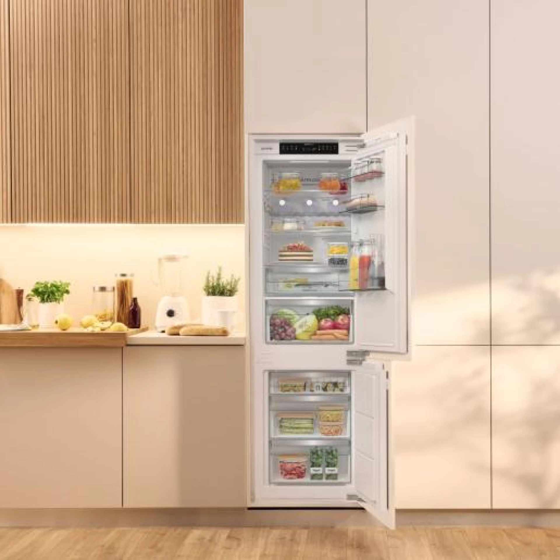 Gorenje Ugradni kombinovani frižider NRKI517E62WF