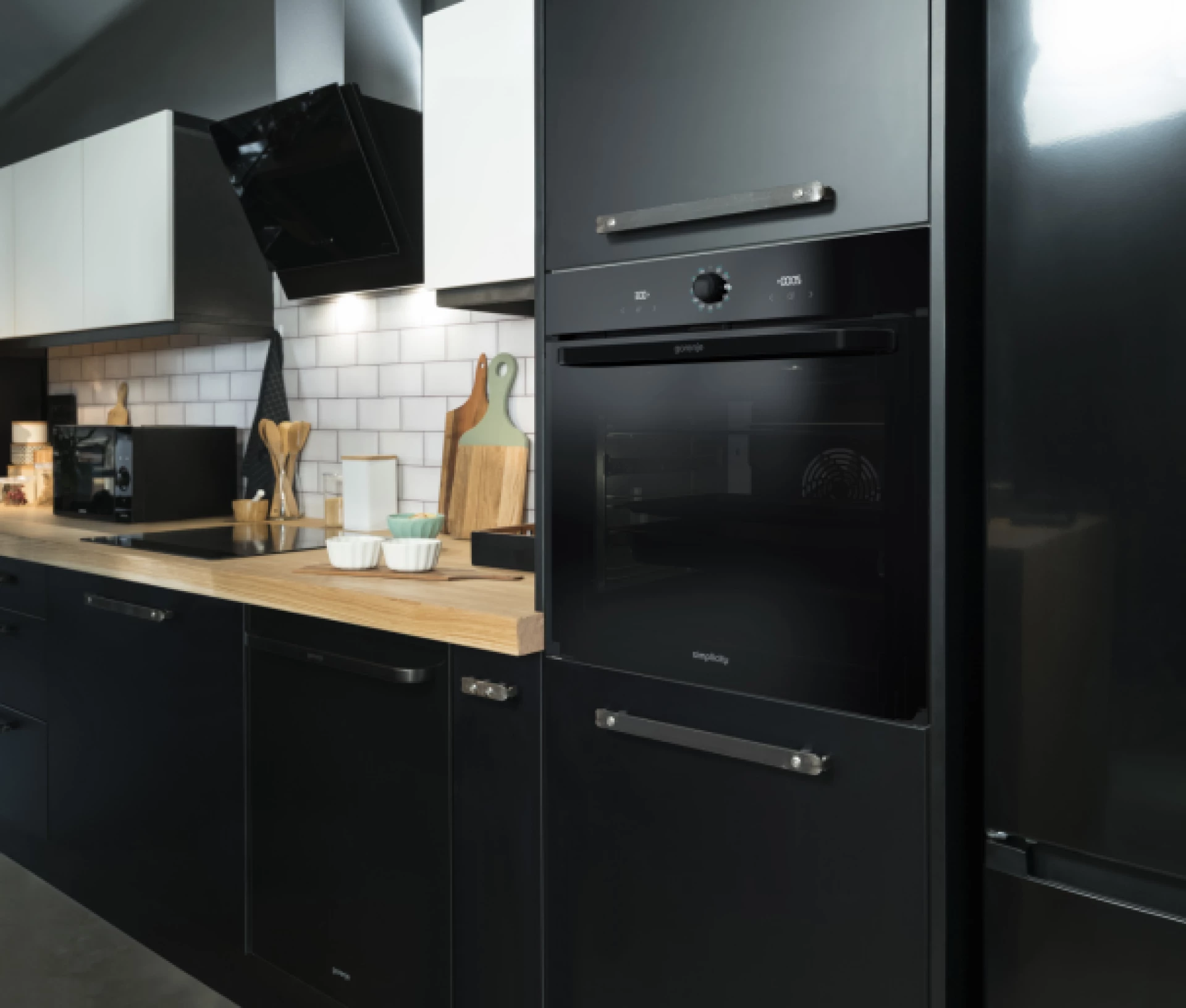 Gorenje Ugradna rerna BOS6727SYB