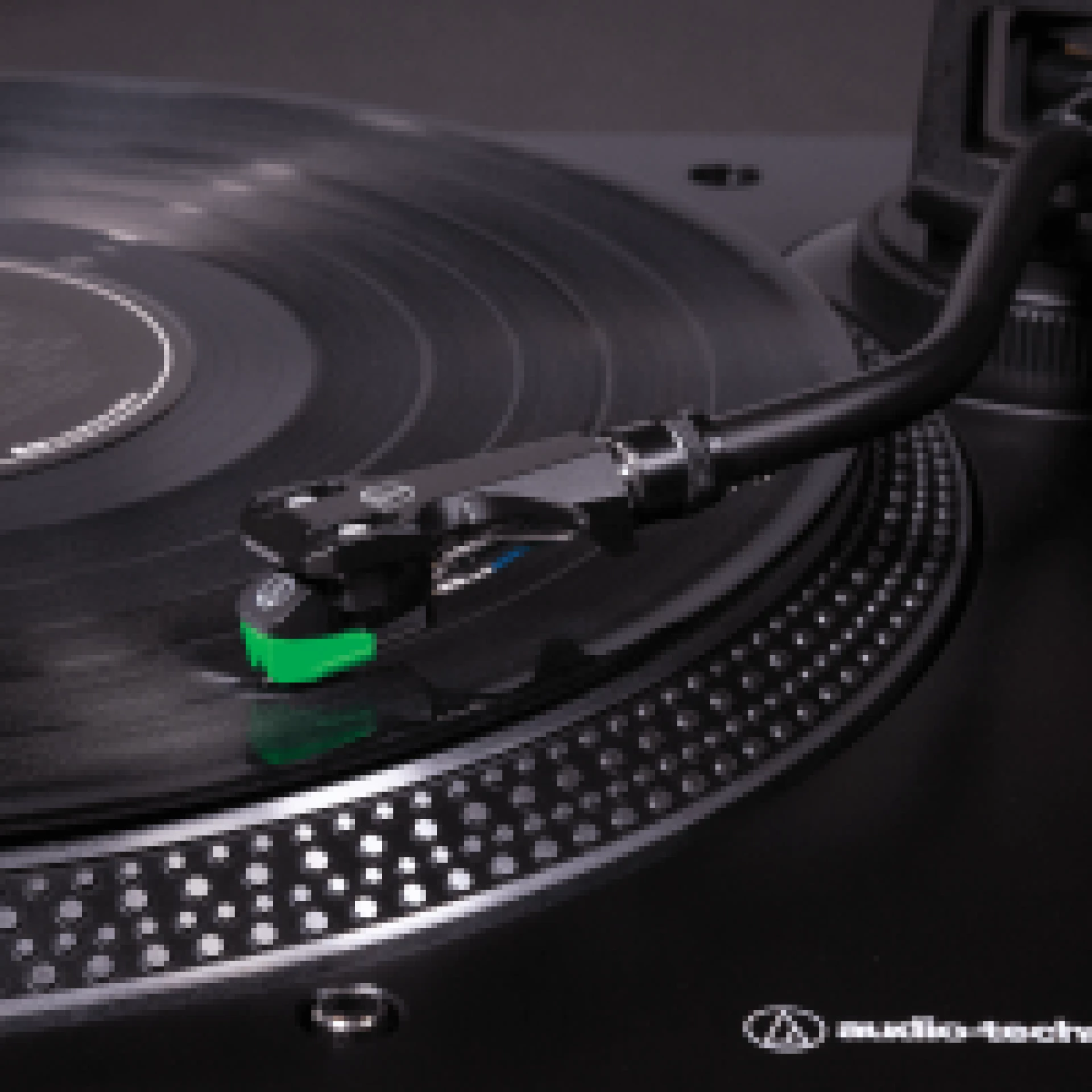 AUDIO-TECHNICA GRAMOFONAT-LP120XUSBBK (AT-LP120XUSBBK) CRNI
