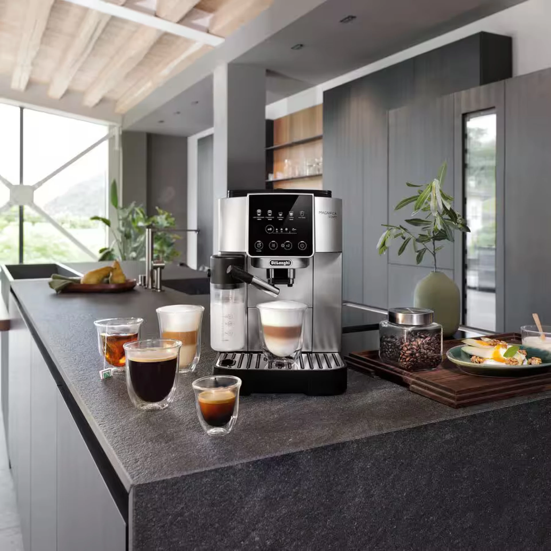 DeLonghi  Aparat za espresso ECAM220.80.SB