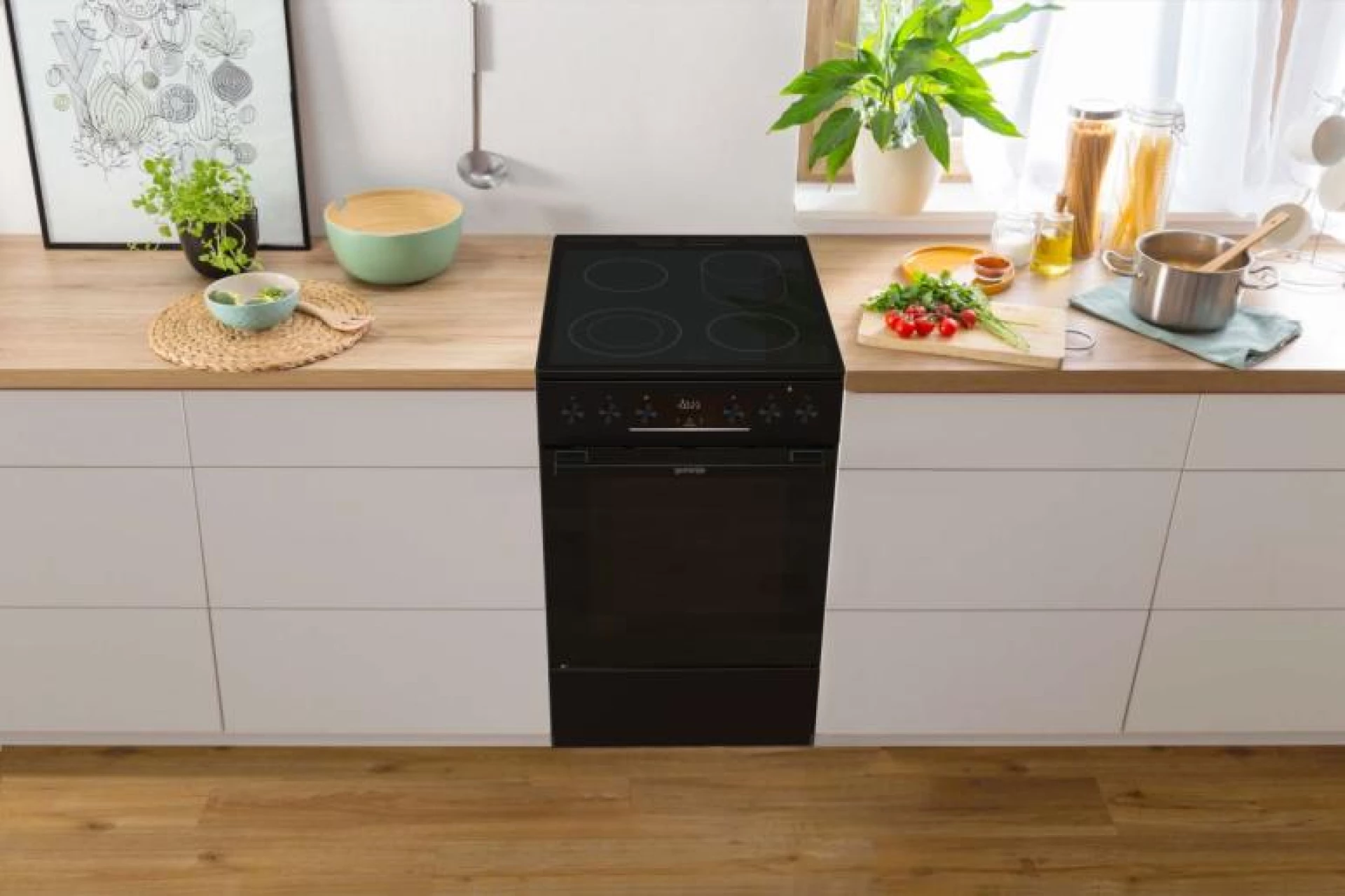 Gorenje Električni šporet GEC5C70BPA