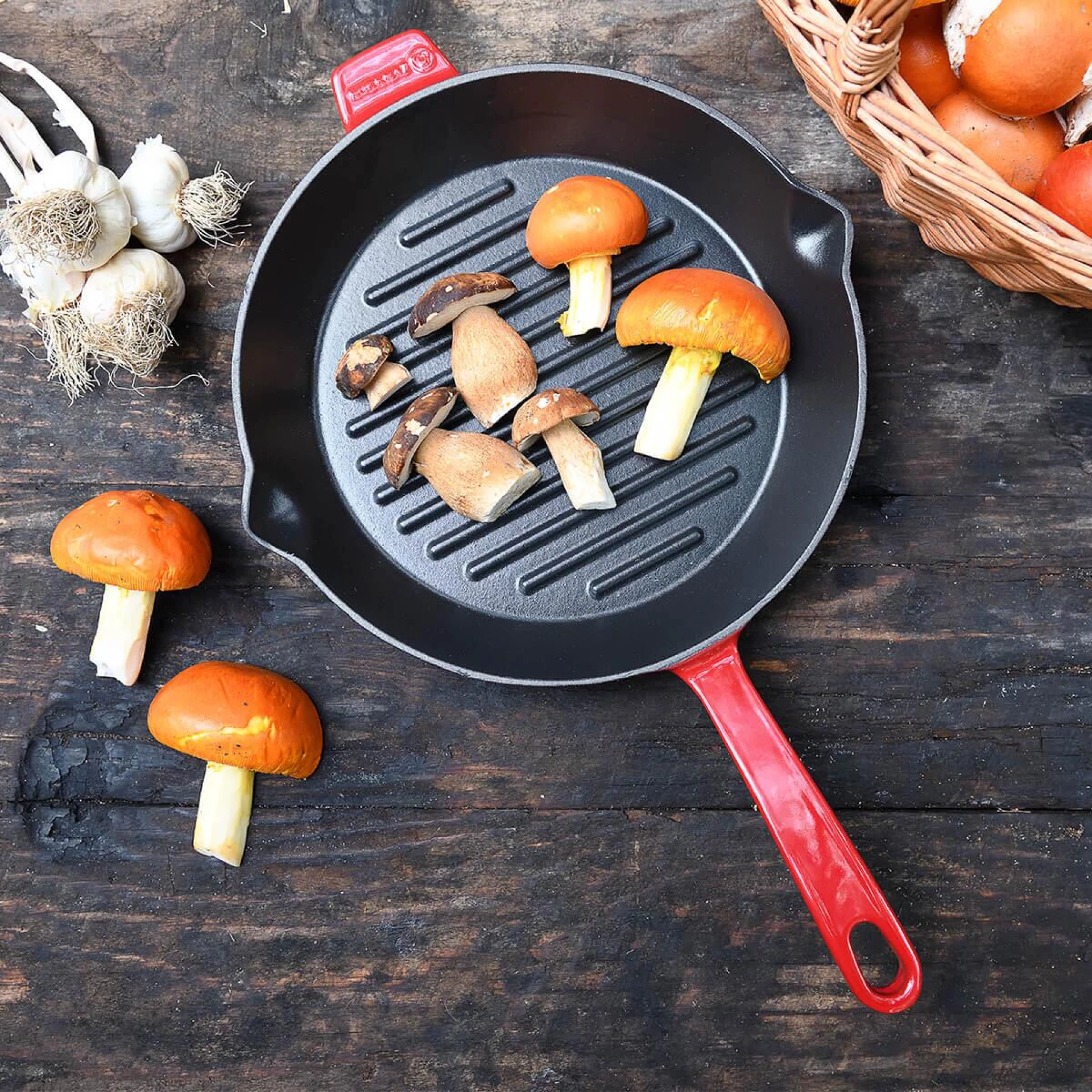 KORKMAZ TIGANJ GRILL CRVENI(A2847-1)