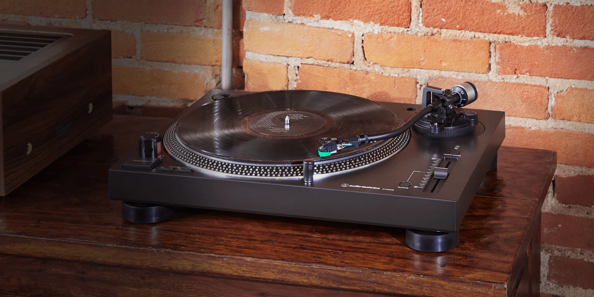 Audio Technica Gramofon AT-LP120XBTUSBBK 