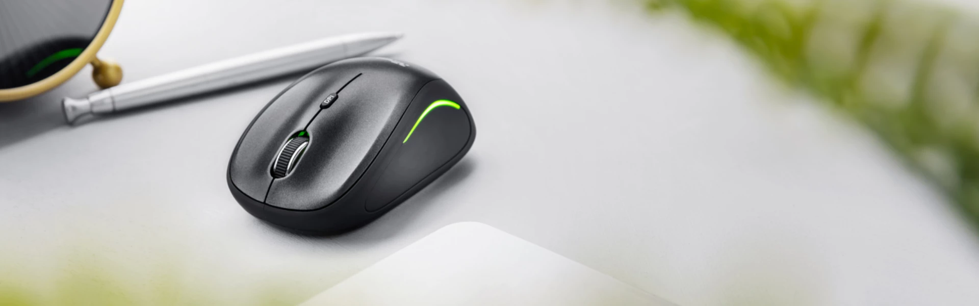TRUST BEŽIČNI MIŠ YVI FX 22333 CRNI
