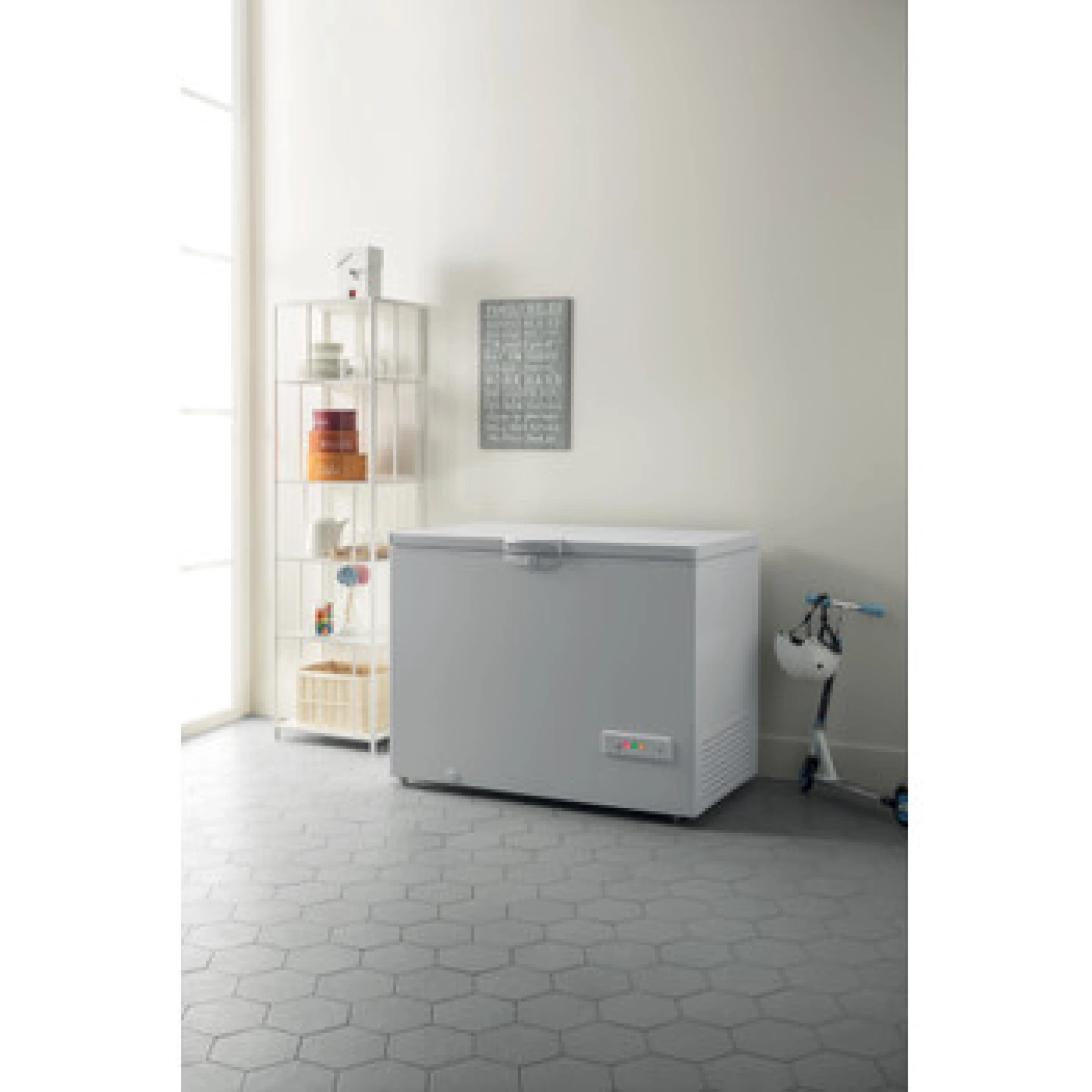 Indesit Zamrzivač OS1A300H2