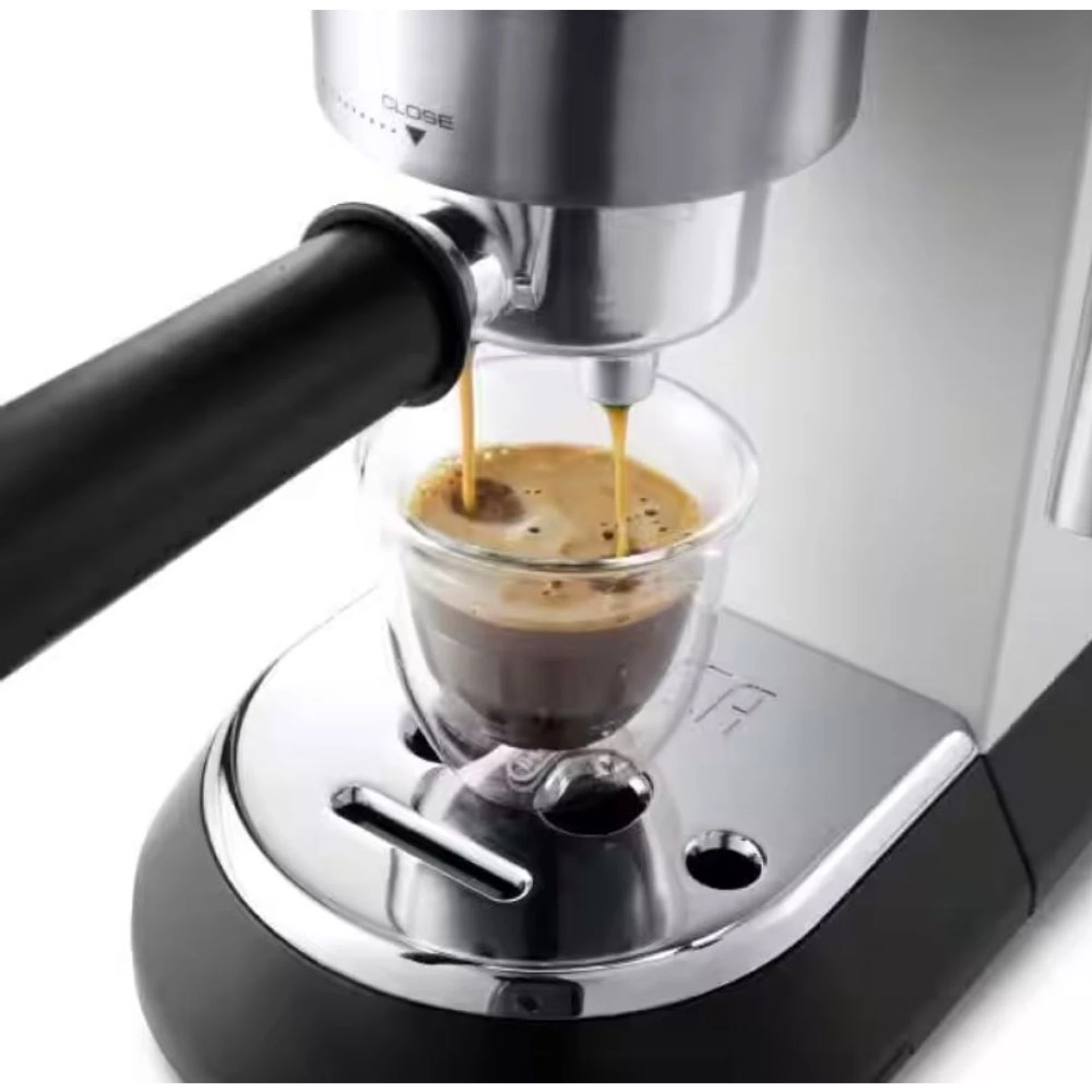 DeLonghi Aparat za espresso kafu EC685.W 