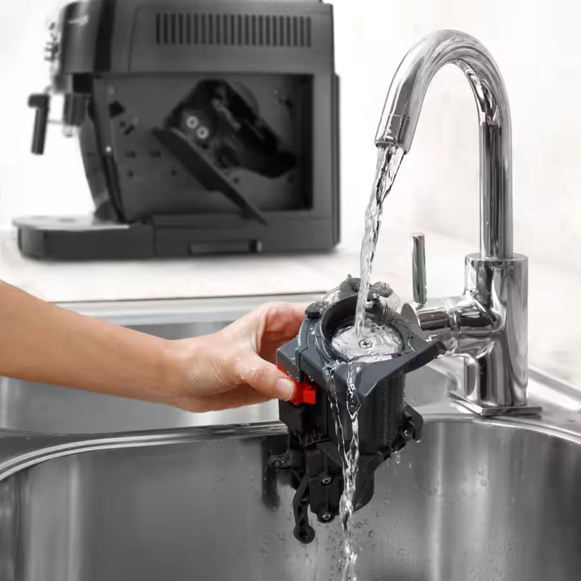 DeLonghi  Aparat za kafu ECAM12.121.B