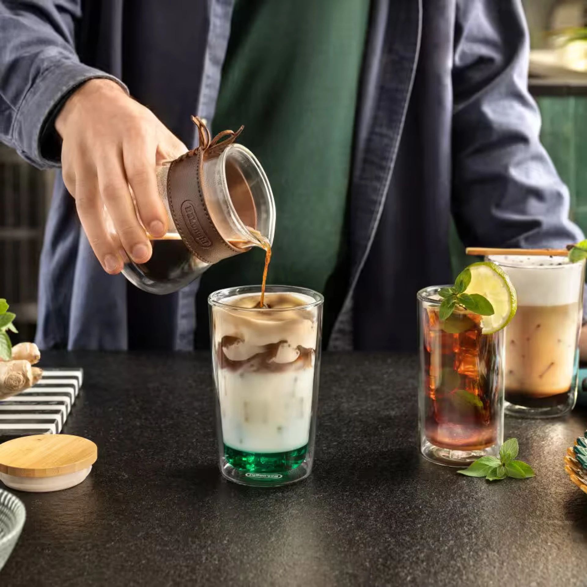 DeLonghi Stilizovana boca DLSC077