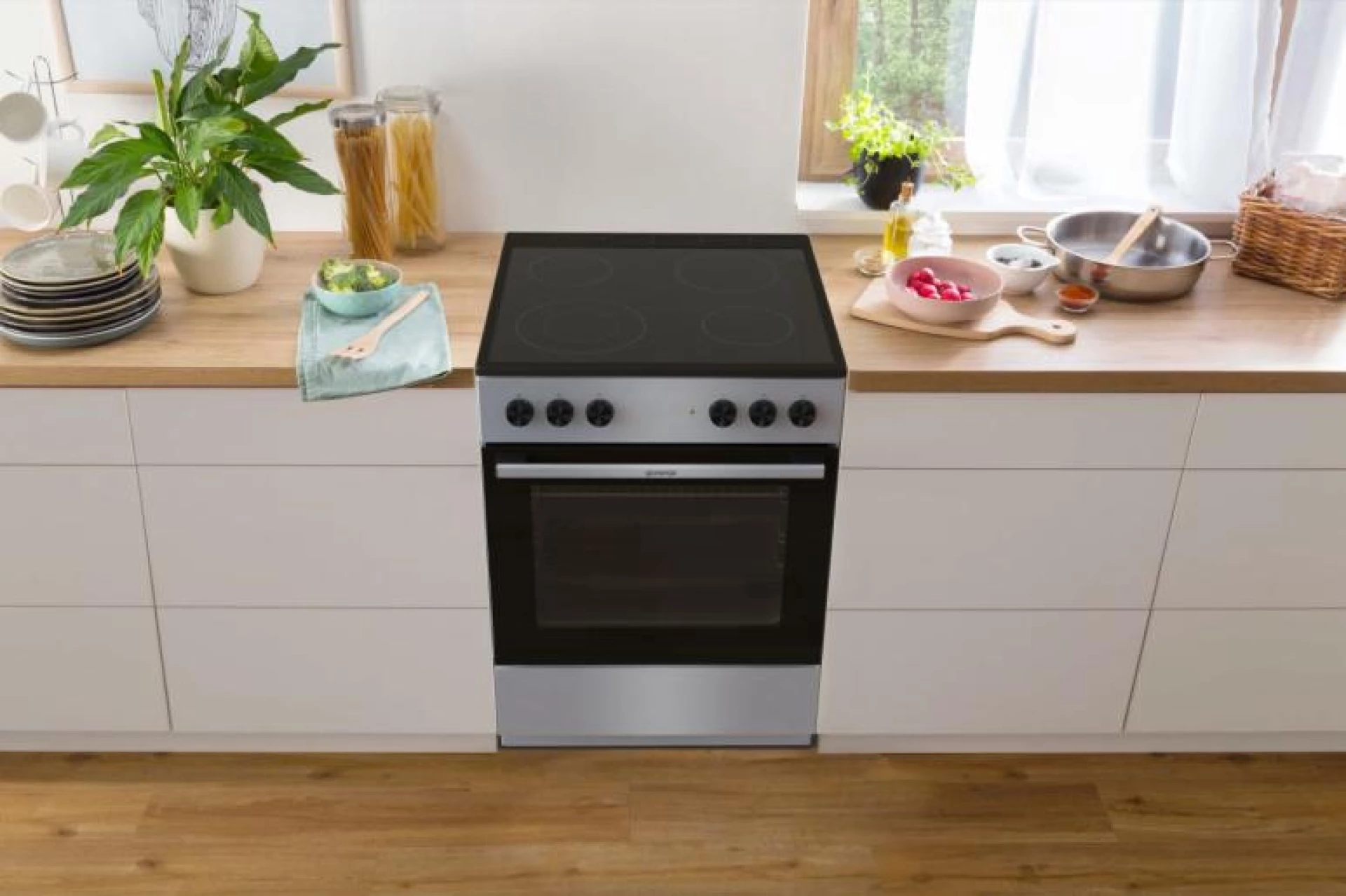 Gorenje Električni šporet  GEC6A41SC