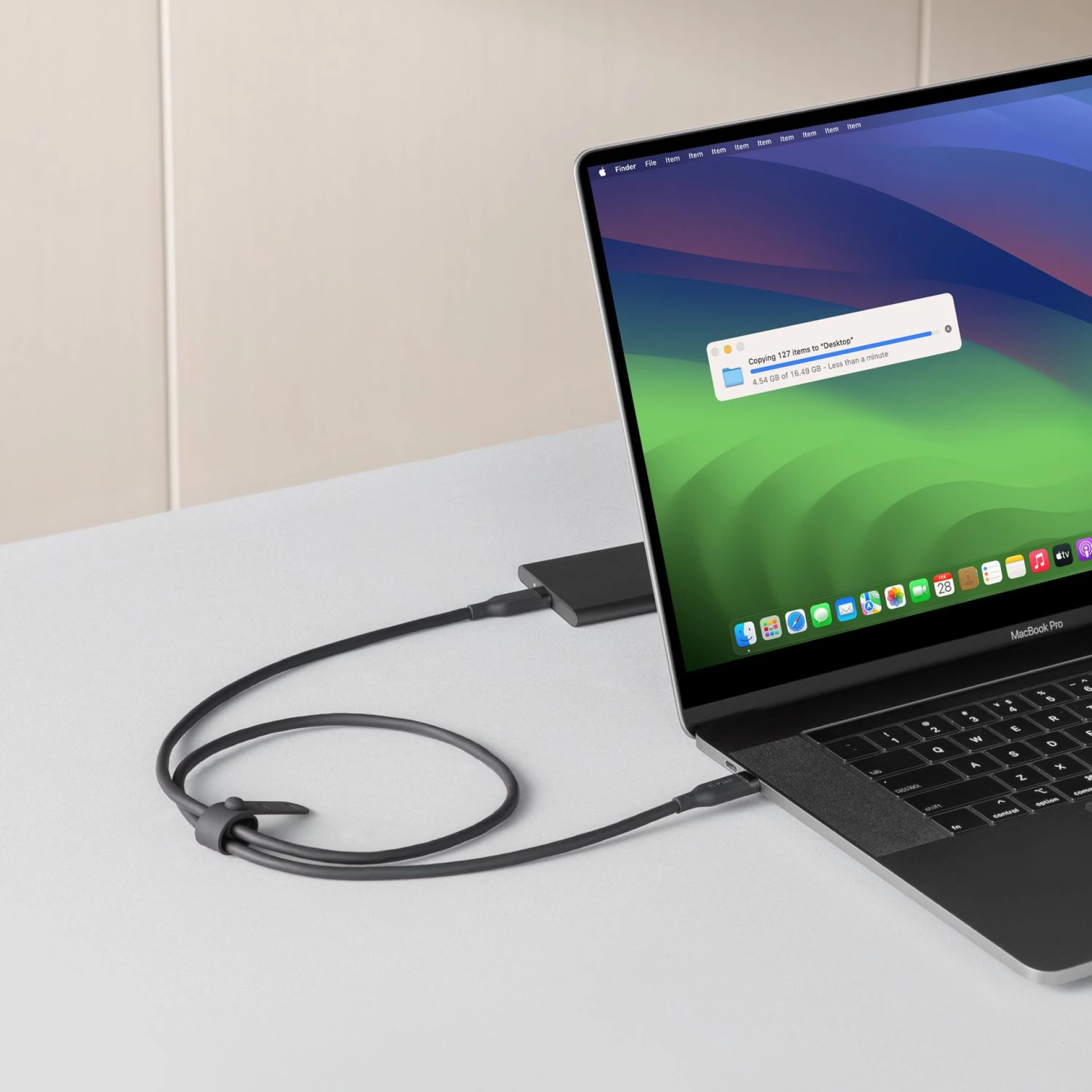 Anker Kabl USB-C na USB-C 0.9m 240W 20Gbps Bio-Based Crni