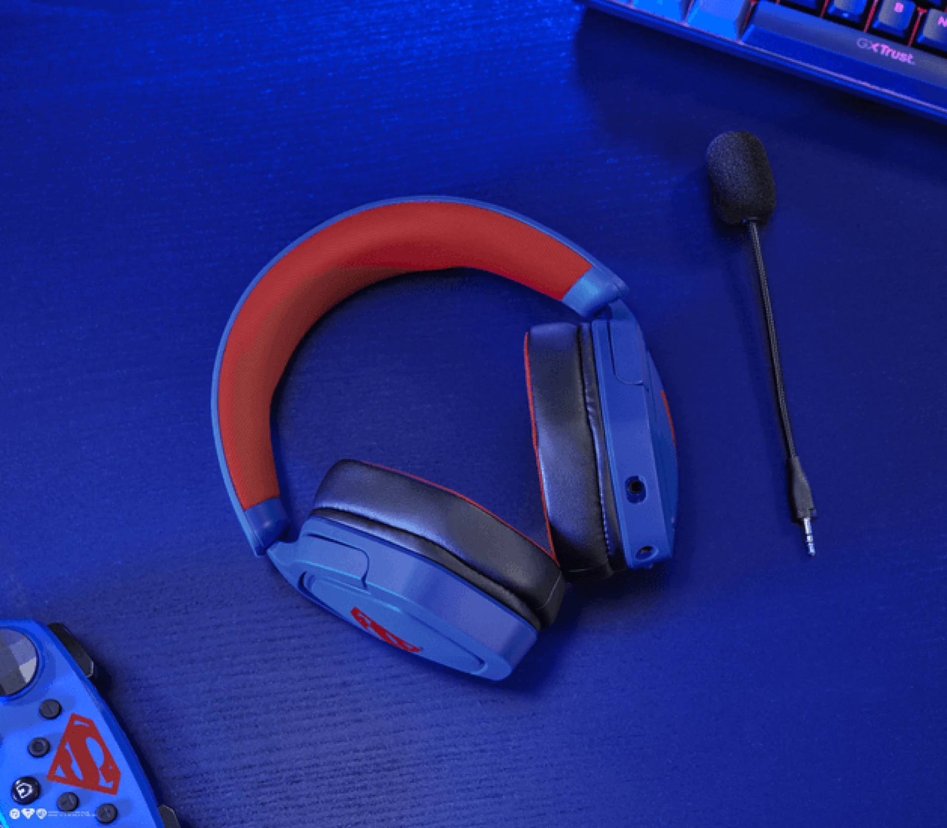 Trust Gejmerke slušalice GXT 492 Superman edition